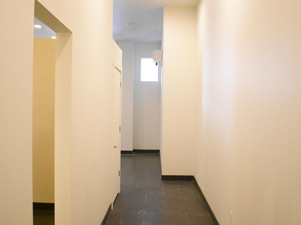1st image of 800 Broadway Ste 102