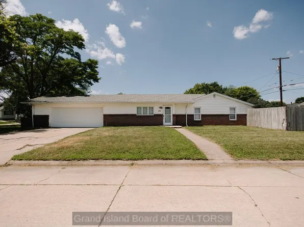 1800 Boyce St, Hastings, NE 68901