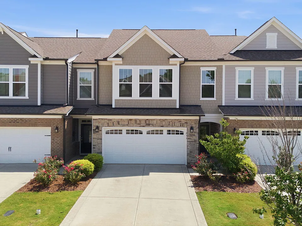 233 Luftee Ln