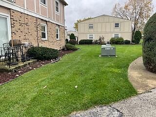 1st image of 19336 Oakwood Ave #0