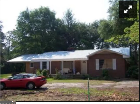 1303 W Gentilly Rd, Statesboro, GA 30458