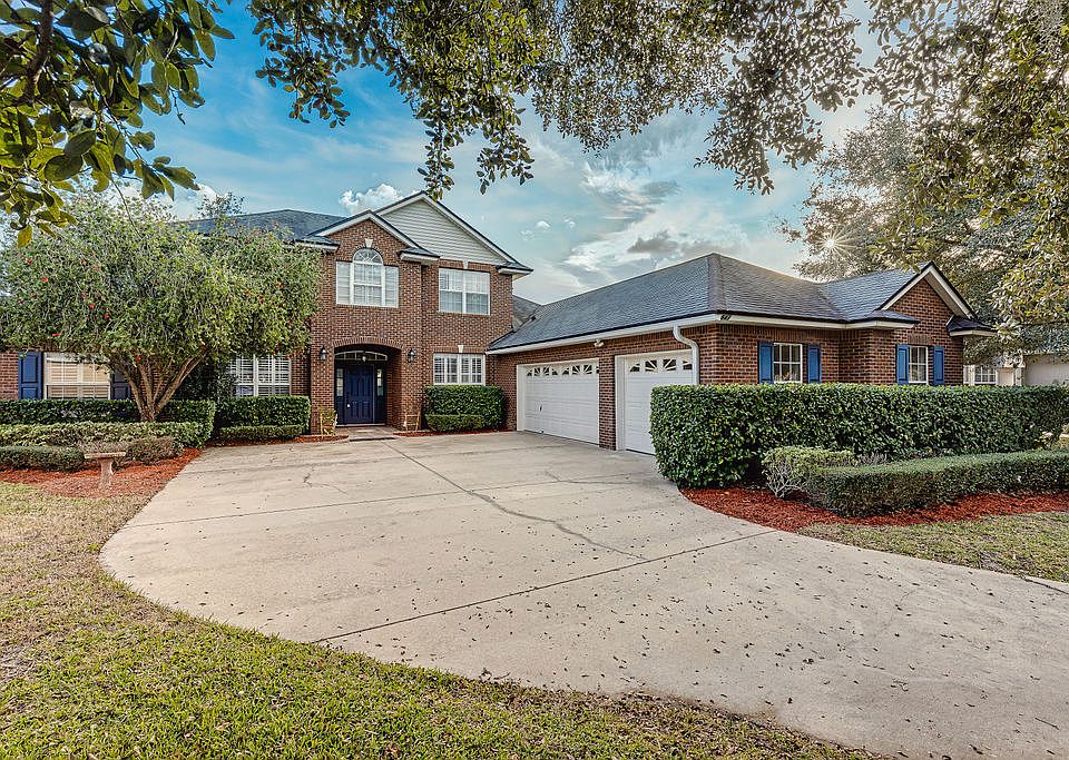 1st image of 947 Brook Hollow Ct