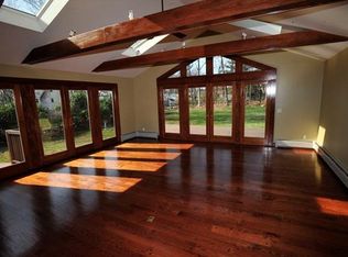 16 Juhasz Rd, Norwalk, CT 06854