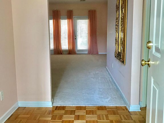5th image of 258 Bonnet Way SE