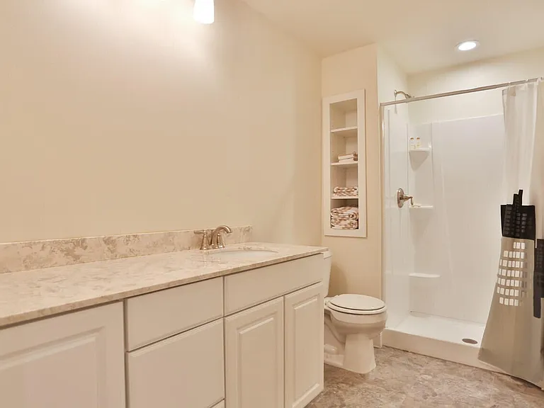 401 Waverly Hills Dr — Photo 30