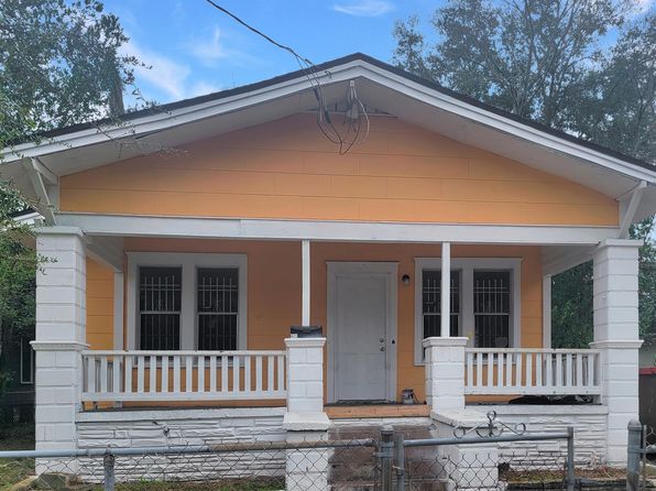 423 Broward St