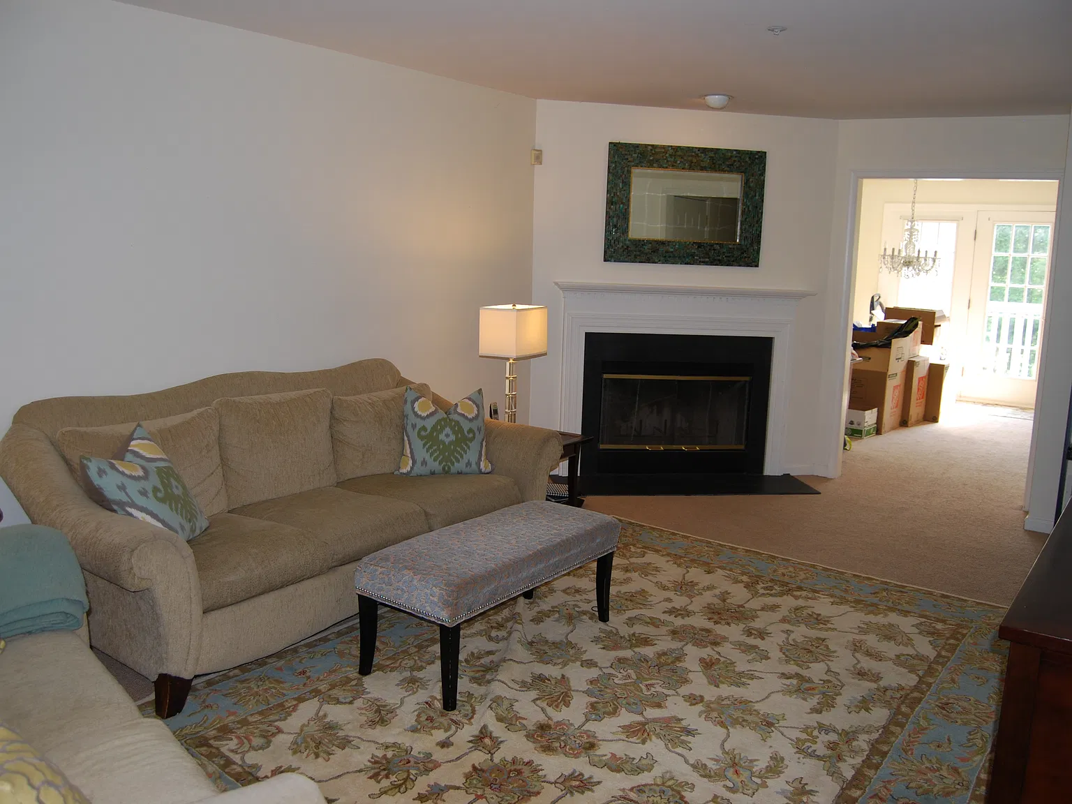4 bed, 2.5 bath, 1842 sqft, $3,000 — Photo 3