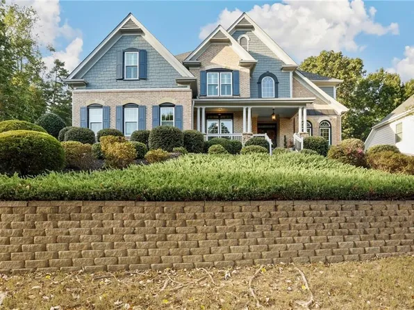 732 Crescent Cir, Canton, GA 30115