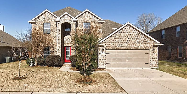 1st image of 4511 Woodcrest Ln