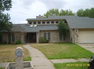 208 Bramble Bush Ln, Victoria, TX 77904