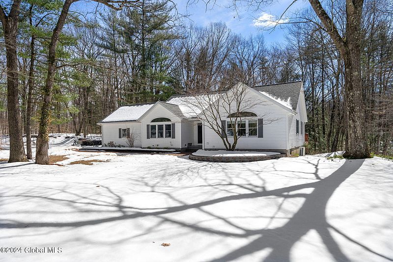 2nd image of 109 Chelsea Drive