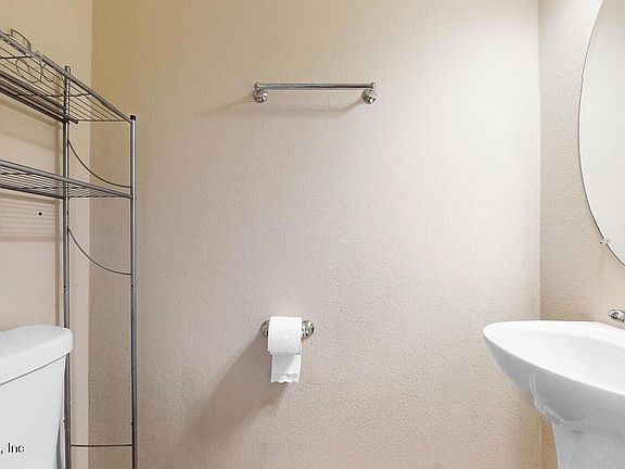 5th image of 5881 Moonstone Ct