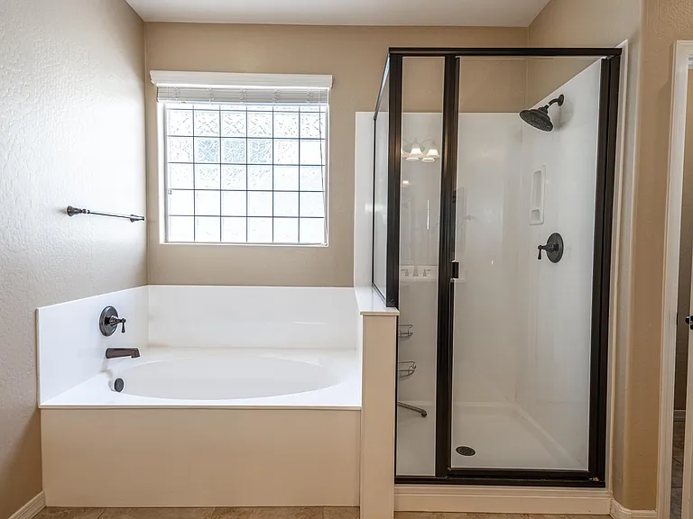 18445 W Saguaro Ln — Photo 20
