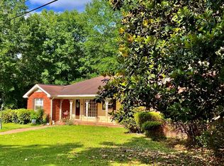 606 Idlewild Dr, Picayune, MS 39466