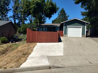138 Sunburst Ct, Roseburg, OR 97471