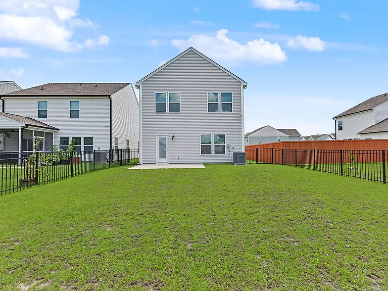 691 Snow Owl Dr — Photo 31