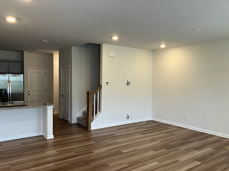 3314 Glenn Hope Way — Photo 3