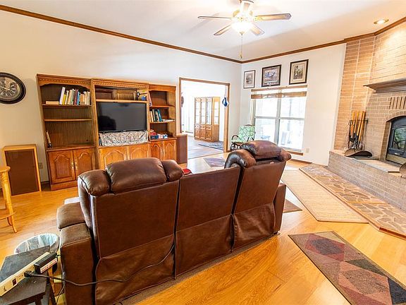 2nd image of 19616 Newsom Rd