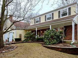 1581 Clemson Dr, Naperville, IL 60565