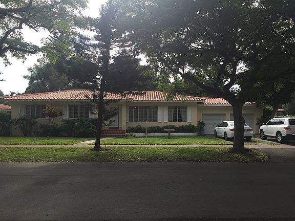 5th image of 422 Fluvia Ave