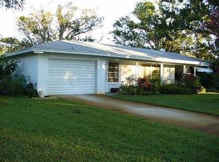 2250 Vero Beach Ave, Vero Beach, FL 32960
