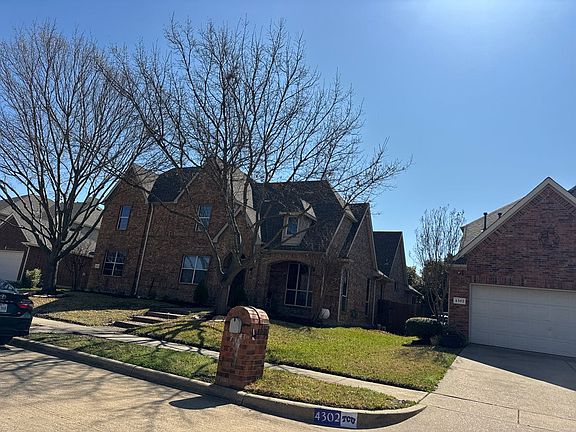 2nd image of 4304 Wildbriar Ln