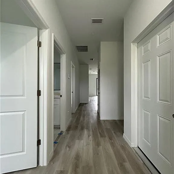 455 Bell Blvd S #1 — Photo 12