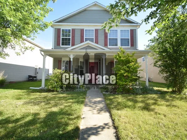 954 Brookstone Dr, Franklin, IN 46131