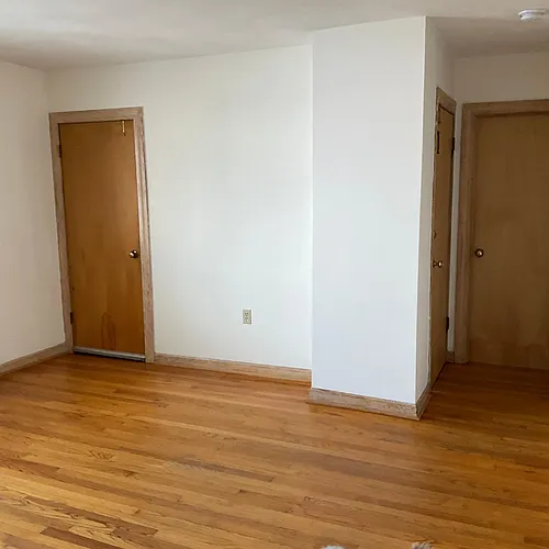 128 Lincoln St Photo 1