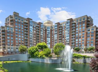 11800 Sunset Hills Rd Unit 512, Reston, VA 20190