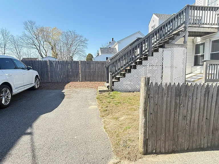 406 Court St #406 — Photo 25