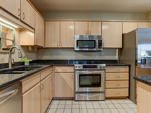 2nd image of 57860 Eaglewood #22