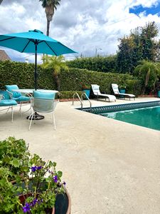 (Undisclosed Address), Winnetka, CA, 91306