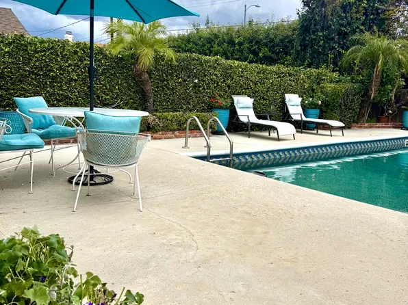 7738 Delco Ave, Winnetka, CA 91306