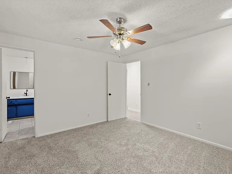 2513 Silver Sage Dr — Photo 26