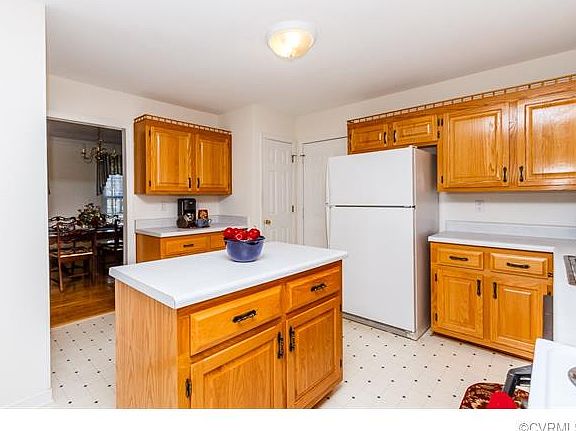 5th image of 8205 Silkwood Dr