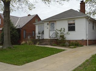 6206 Pelham Dr, Parma, OH 44129