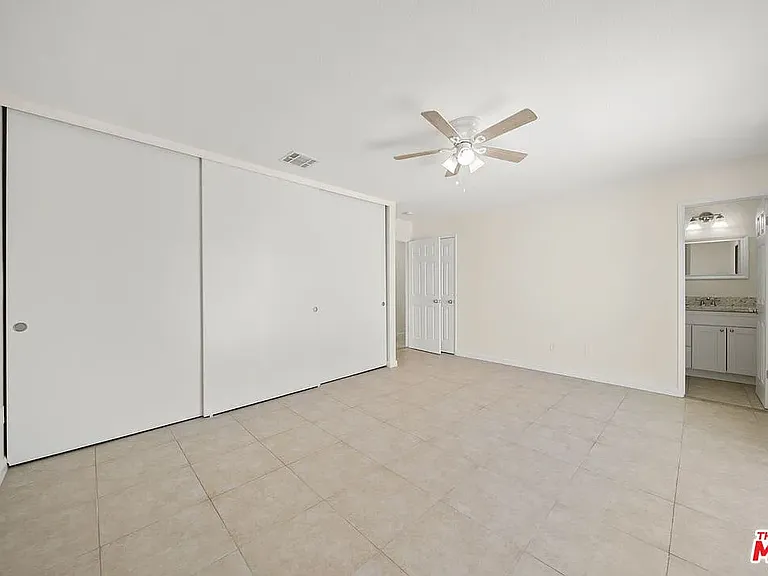 9861 Hoylake Rd — Photo 2