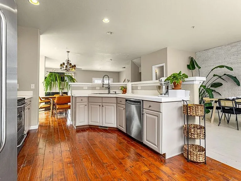 848 Wahsatch Rdg — Photo 12