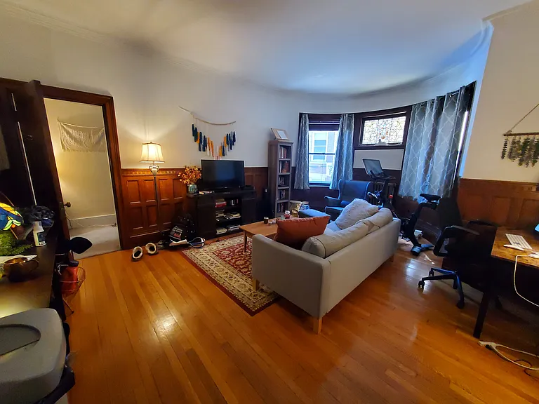 1748 Beacon St #4 — Photo 3