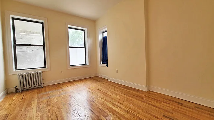 Rented by Century Homes Realty Group LLC | media 7