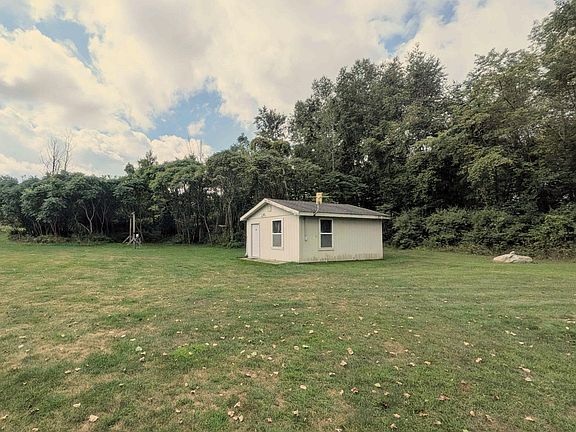 2nd image of 7541 E Bevens Rd