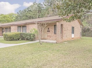 2731 Oak Leaf Dr, North Charleston, SC 29420