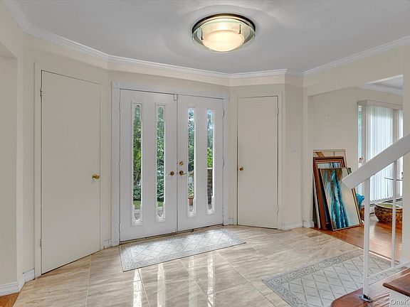 4th image of 17 Calumet Drive