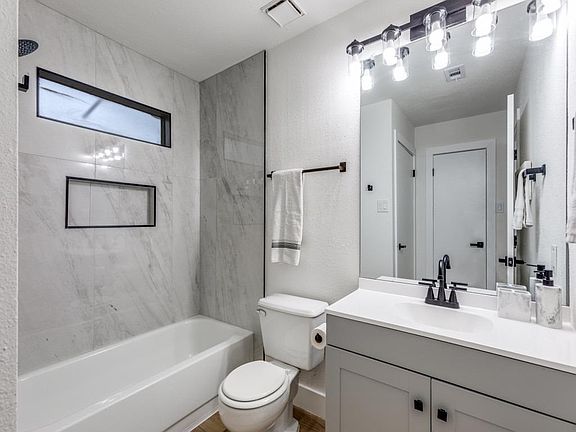 5th image of 1845 River Crossing Cir APT A
