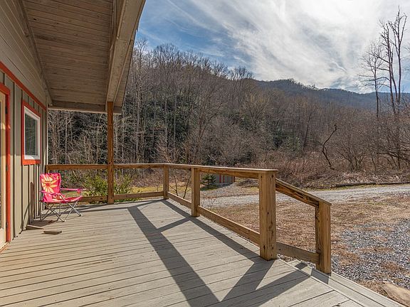 4th image of 2285 Tilley Creek Rd