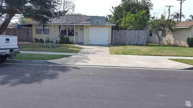 1st image of 1222 Evergreen Ln