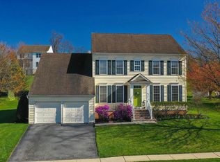 815 Edgeworth Ct, Red Lion, PA