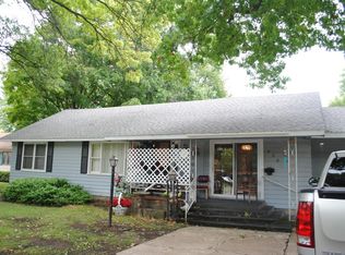 520 W Main St, Cherryvale, KS 67335