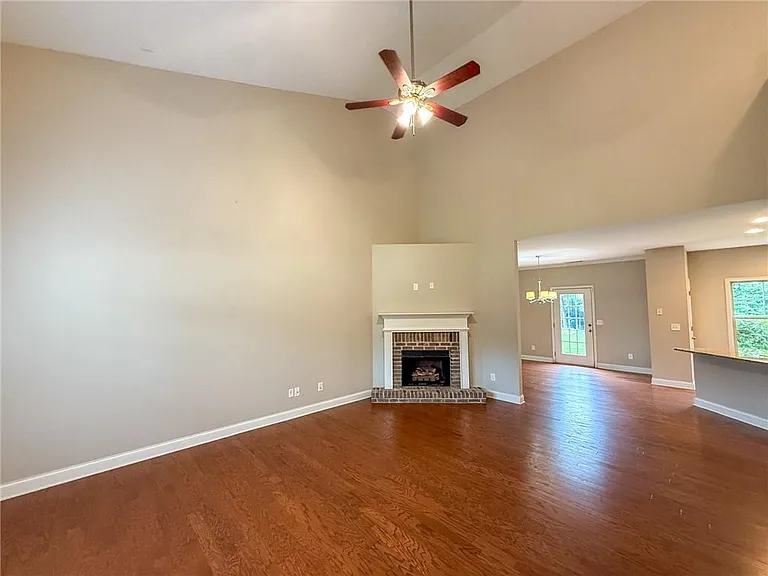 70 Cottage Walk NW — Photo 3